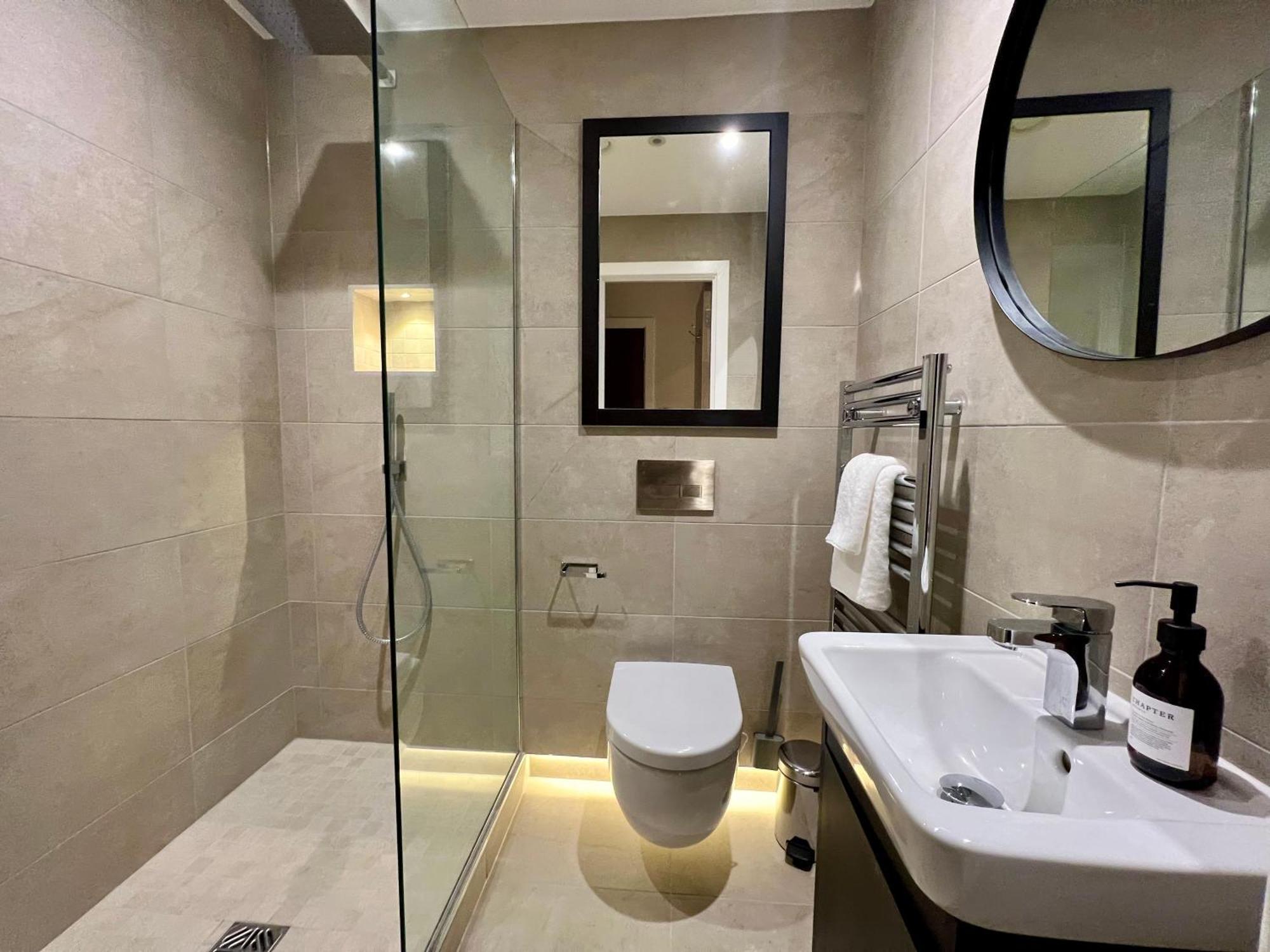 ヨークThe Noir Blanc Retreat At Ryedale Houseアパートメント エクステリア 写真